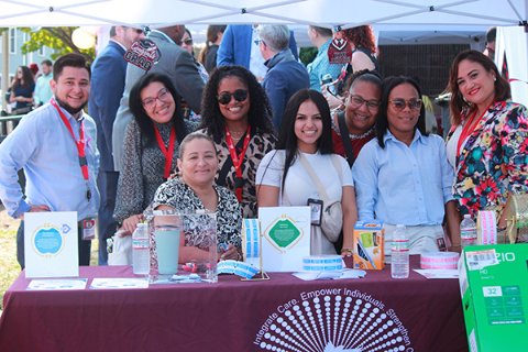 Group photo of Casa Esperanza 