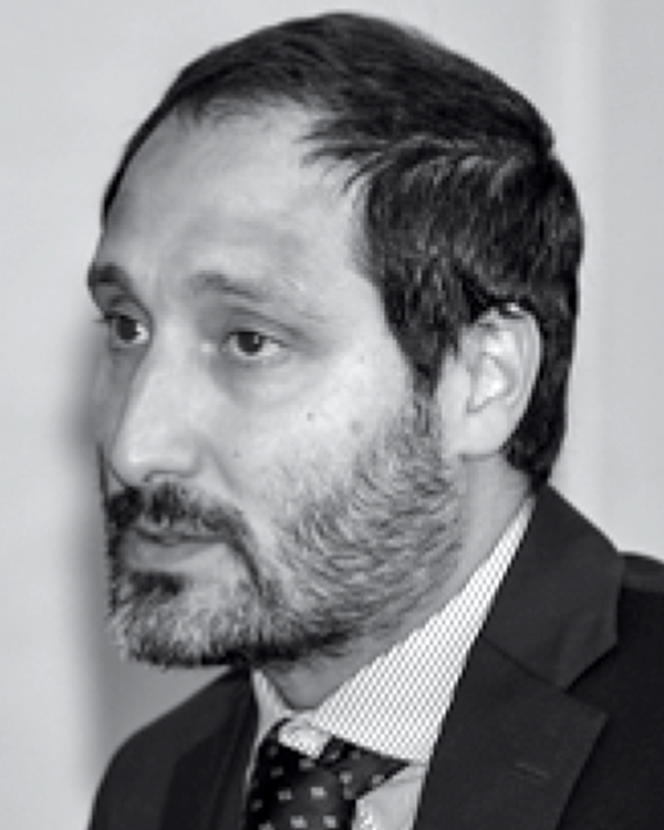 Vincenzo De Luca, M.D., Ph.D. Headshot